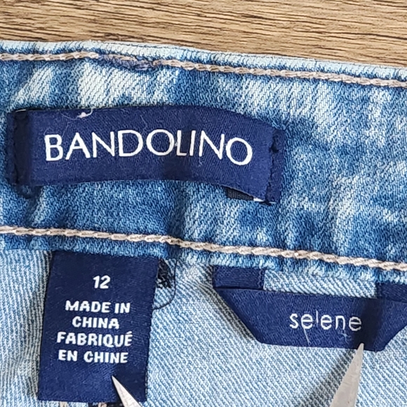 Bandolino Selene Acid-Washed Embroidered Geometric Designs Women's Jeans Size 12 - Picture 2 of 16